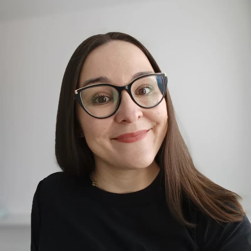 Mgr. Nora Sonča Gnipová Foto