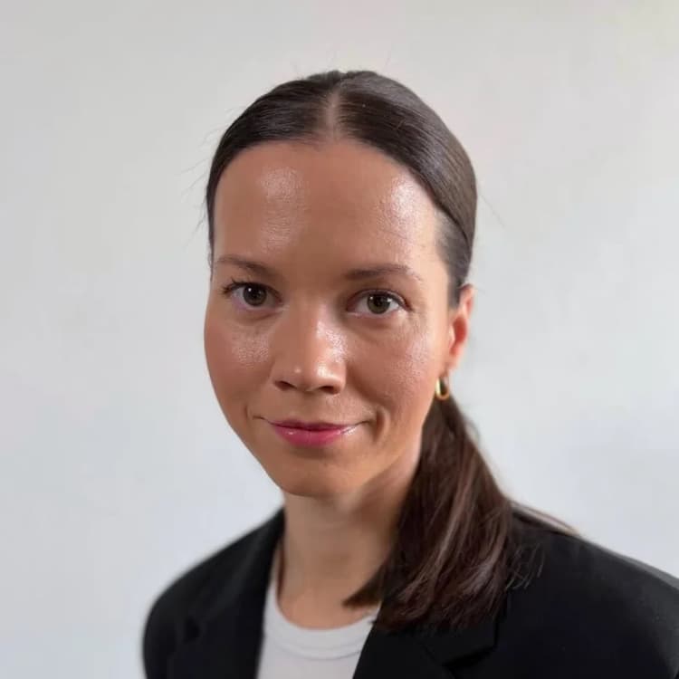 Mgr. Erika Jakabová Foto