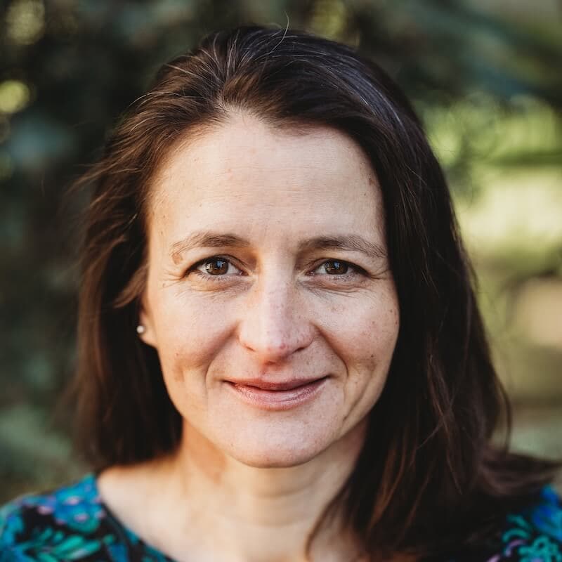 Mgr. Júlia Šimeková Foto